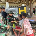 Personel Satgas Yonif 509 Kostrad Ajak Anak Papua Belajar di Pos